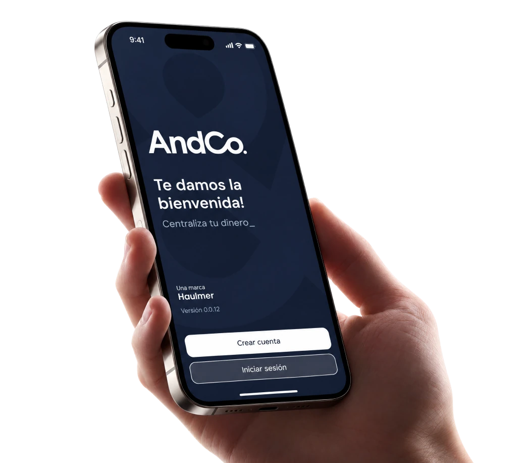 Teléfono con la app AndCo. abierta en la pantalla de bienvenida
